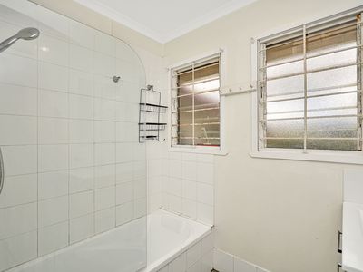 10 Nutmeg Street, Inala