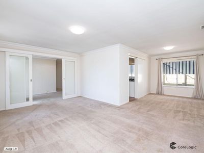 2 Fenton Way, Hillarys
