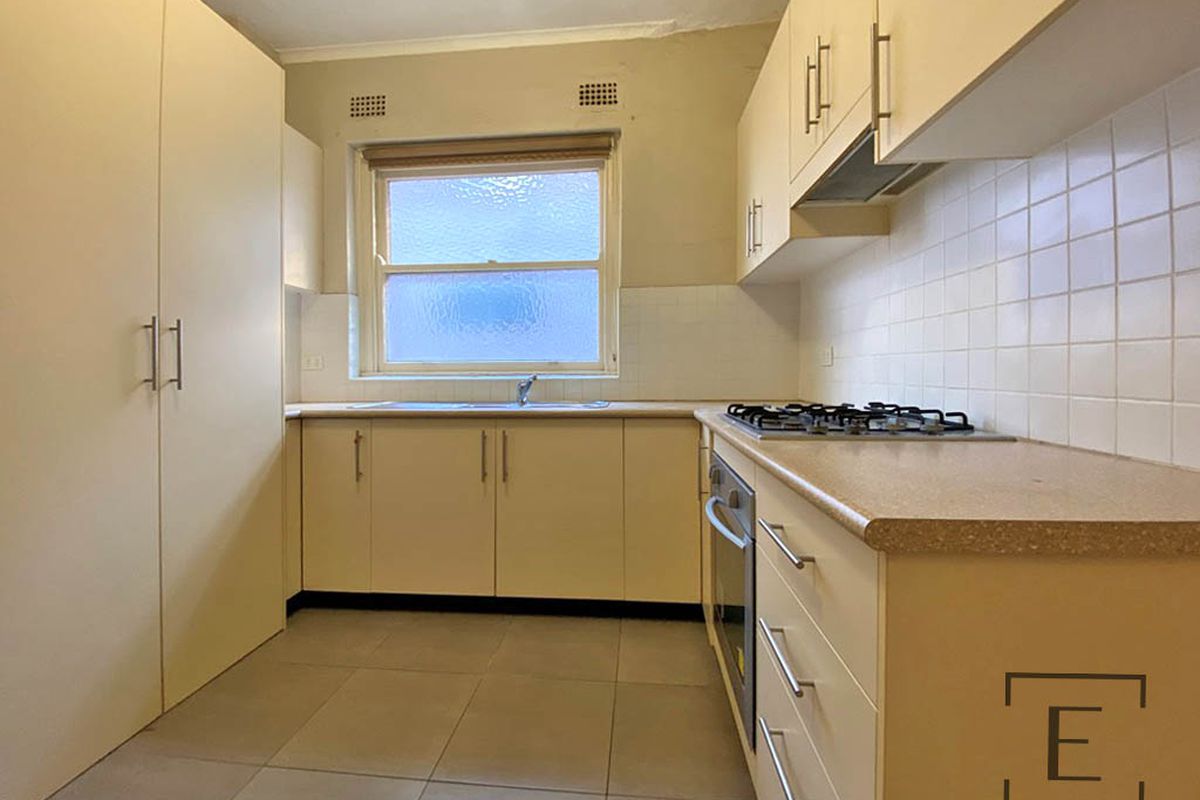 10 / 42 Belmore Street, Burwood