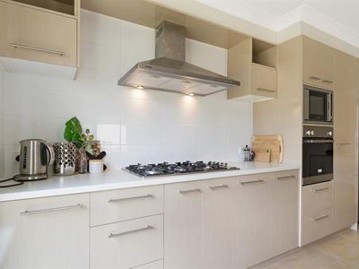 16 Bartlett St, Oran Park