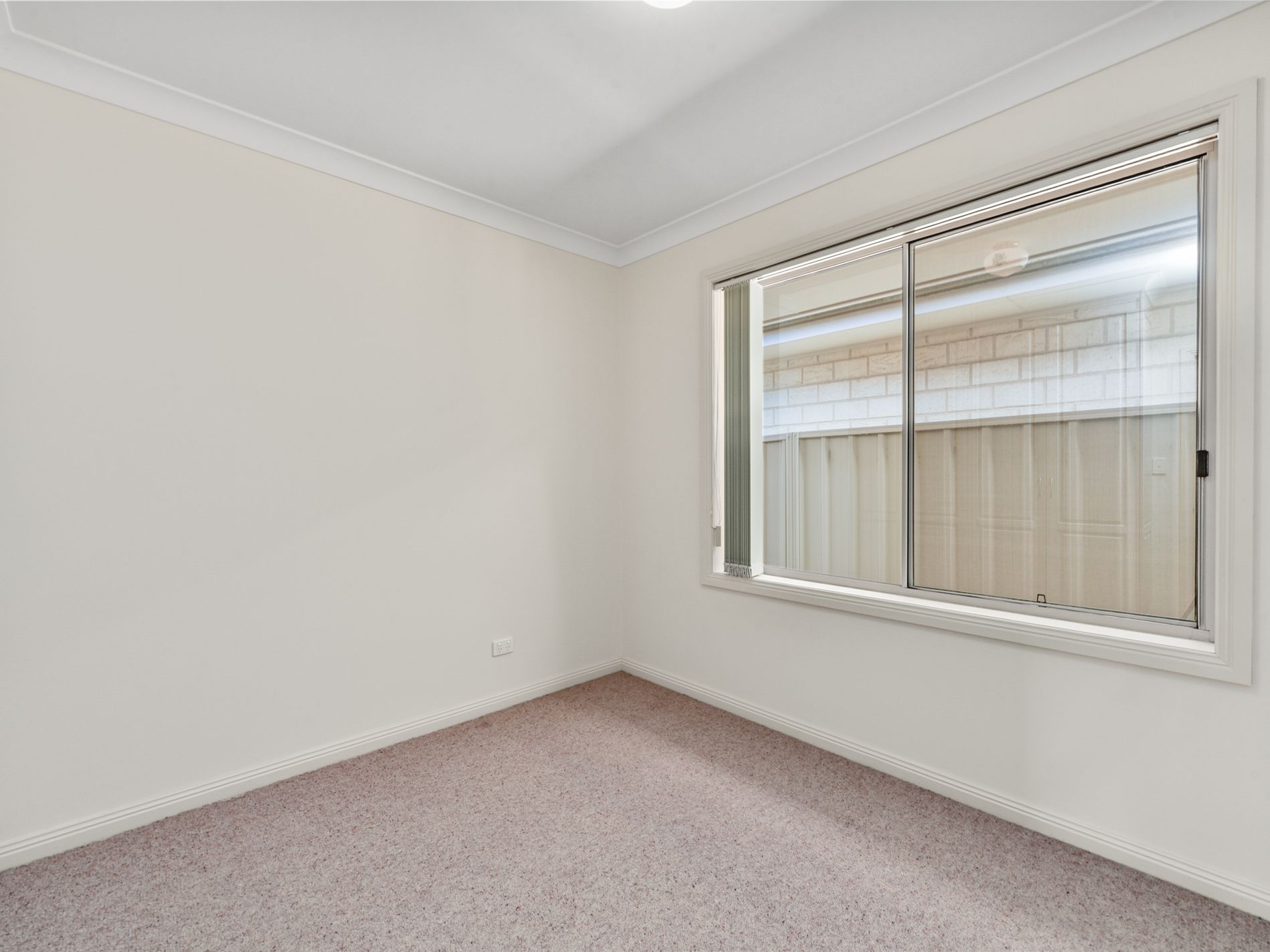 13 / 27 Short Street, Millicent