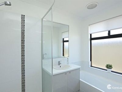 20 Nutcote Road, Banksia Grove