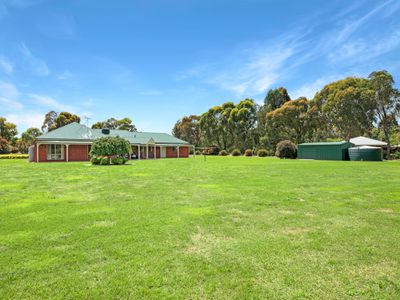 43 Boorhaman Road, North Wangaratta