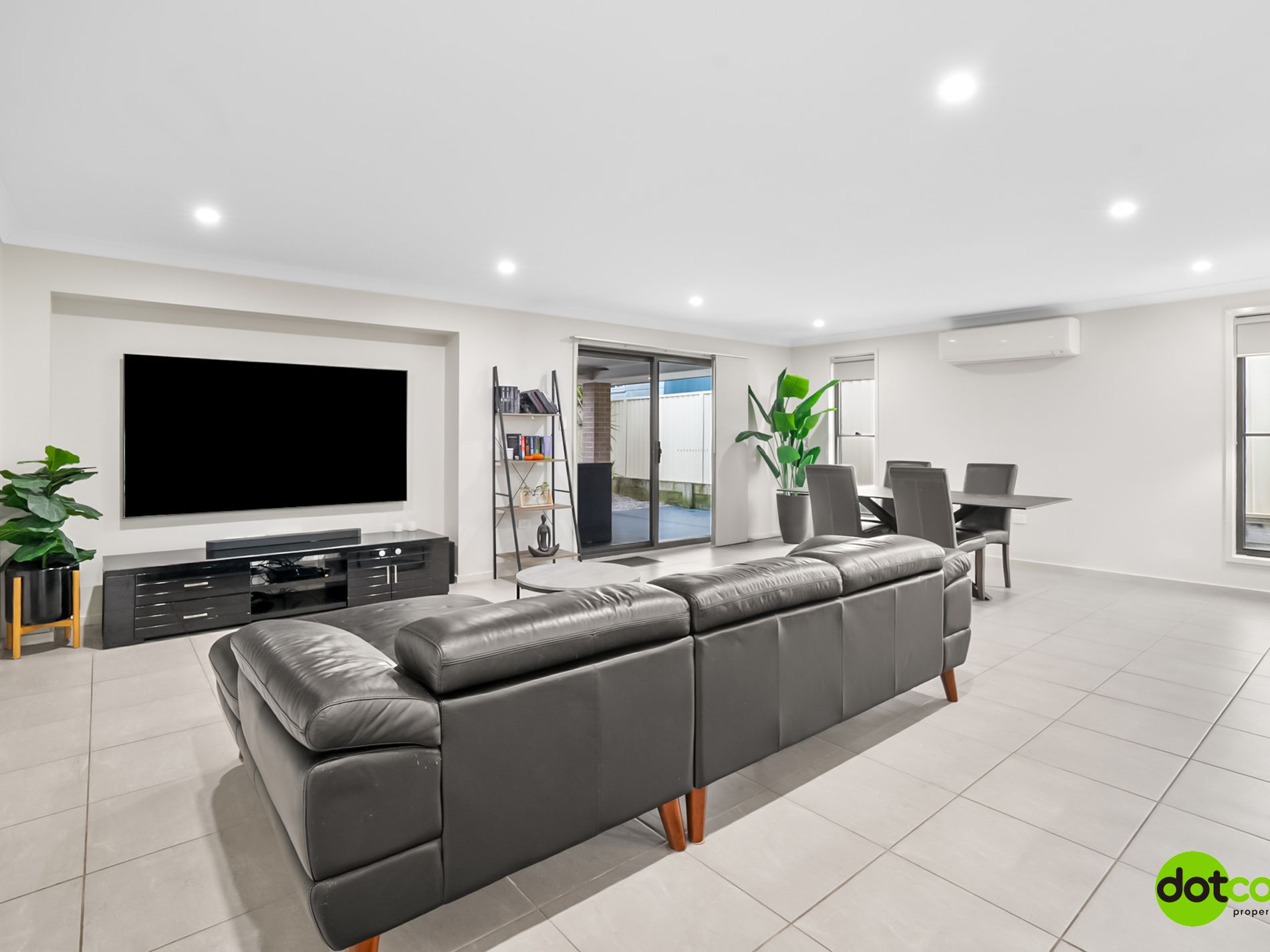 76 Wandewoi Avenue, San Remo