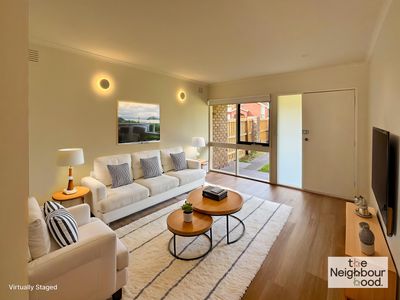 1 / 10 Templewood Crescent, Avondale Heights