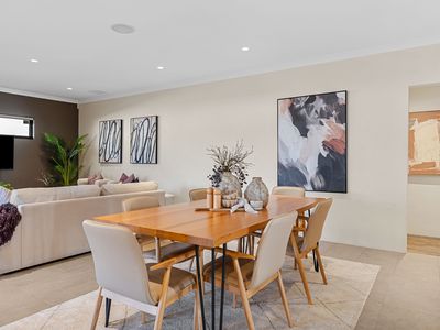 404 Kingsway, Landsdale