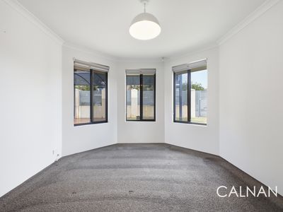 8A Bradshaw Crescent, Manning