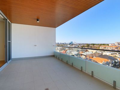 802 / 9 Tully Road, East Perth