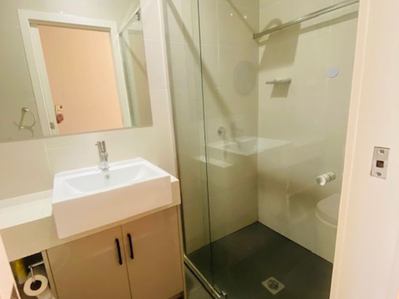 9 / 86-88 Royal Parade, Reservoir