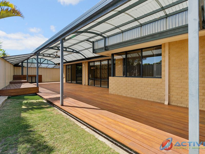 4 Lorna Cove, Tapping