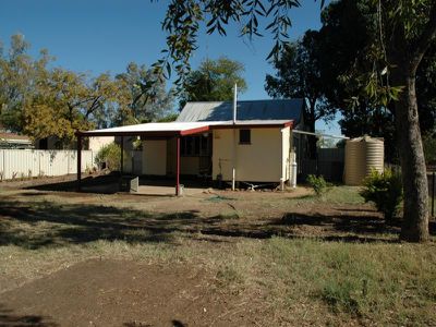 174 IBIS STREET, Longreach