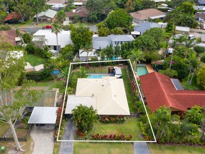 6 Niblick Street, Tewantin