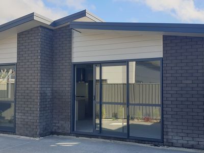 27 Kaki Drive, Kenepuru