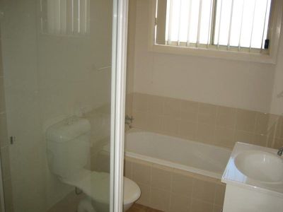 2 / 16 Seymour Drive, Flinders