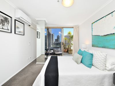 709 / 105 Campbell Street, Surry Hills