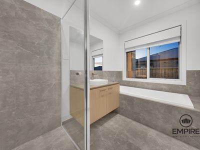 32 Guling Rise, Clyde North