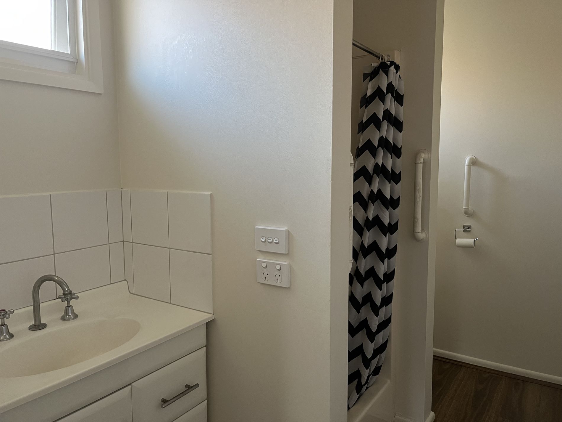 1 / 28-30 Helms Street, Newcomb