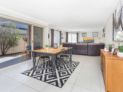 2 / 3 Banksia Avenue, Albion Park Rail