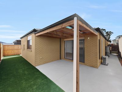 12 Huey Circuit, Cranbourne