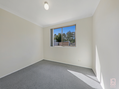 20 Mountain Ash Road, Hamlyn Terrace