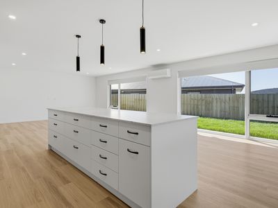 2 Gumnut Court, George Town