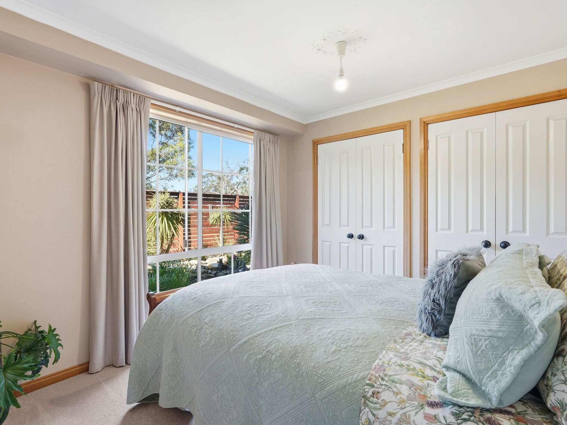 8 Deborah Lane, Dodges Ferry