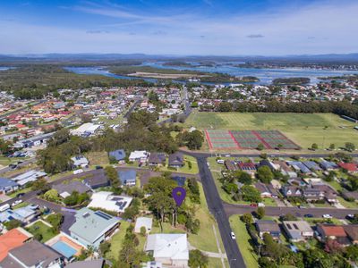 6 Anglers Avenue, Forster