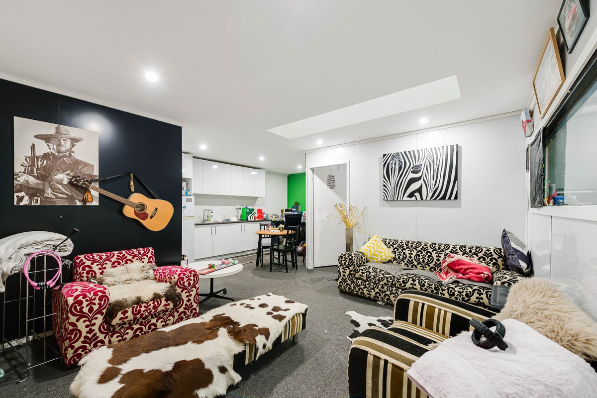 17 / 4 Weddel Court, Laverton North