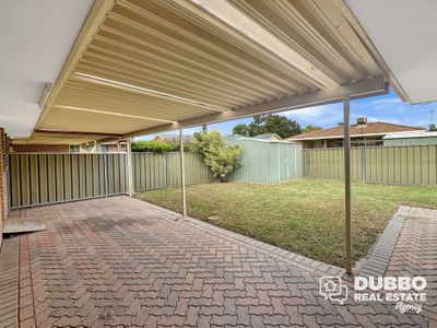 15B Kestrel Close, Dubbo