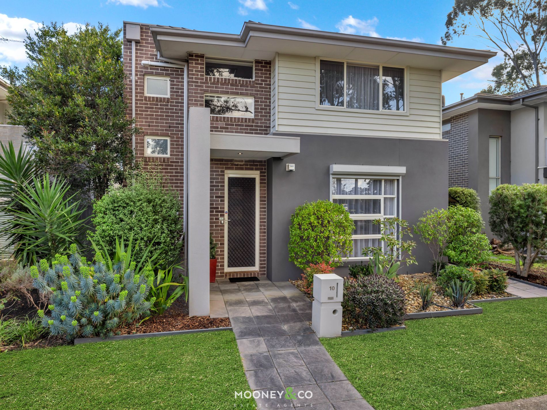 10 Aspect Lane, Cranbourne North