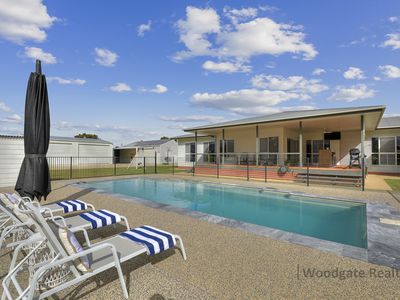 2 Clydesdale Avenue, Branyan