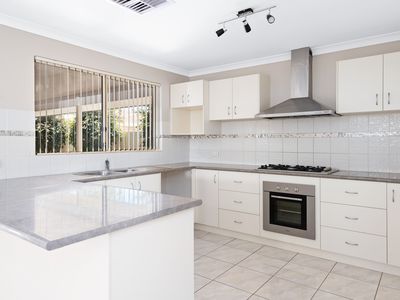 7 Pirring Way, Hannans
