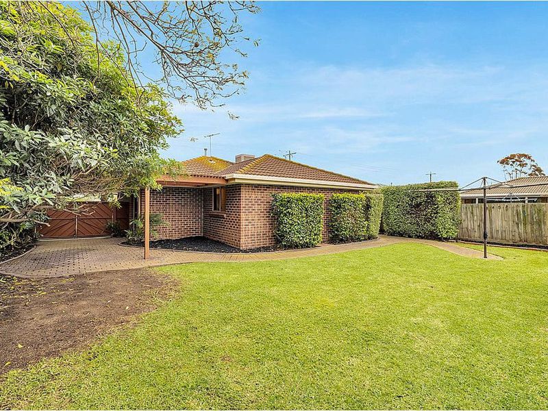252 McGrath Rd, Wyndham Vale