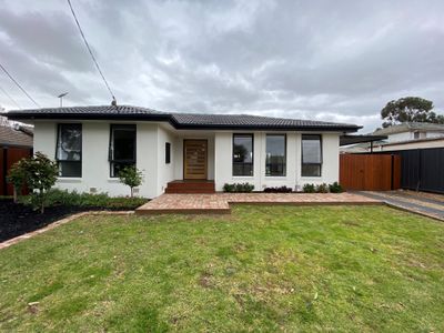 2 Riverside Avenue, Werribee