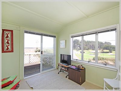 3 Nash Parade, Foxton Beach