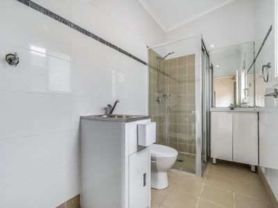 1 Jonah Street, Stanhope Gardens