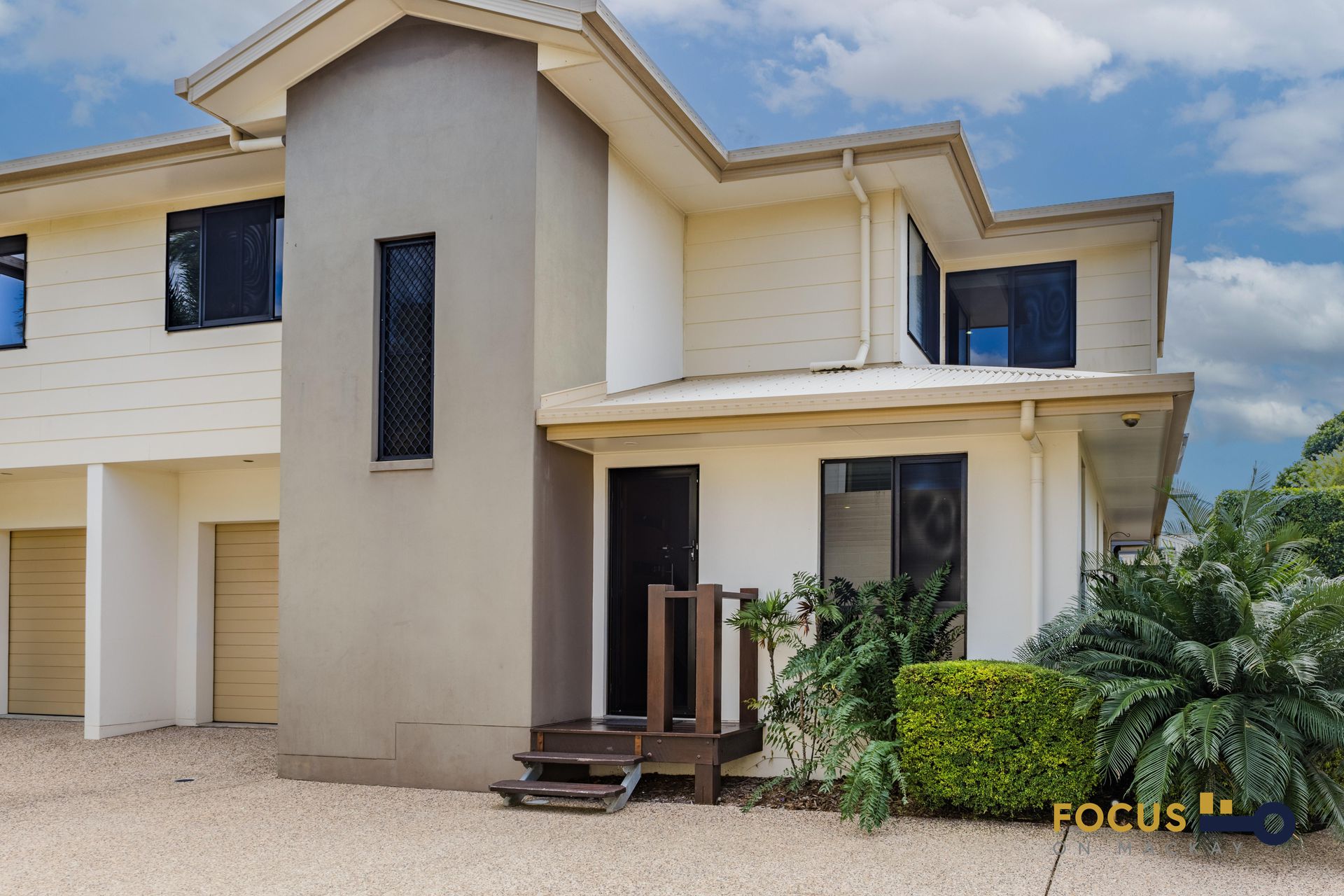 2 / 61 Carlyle Street, Mackay
