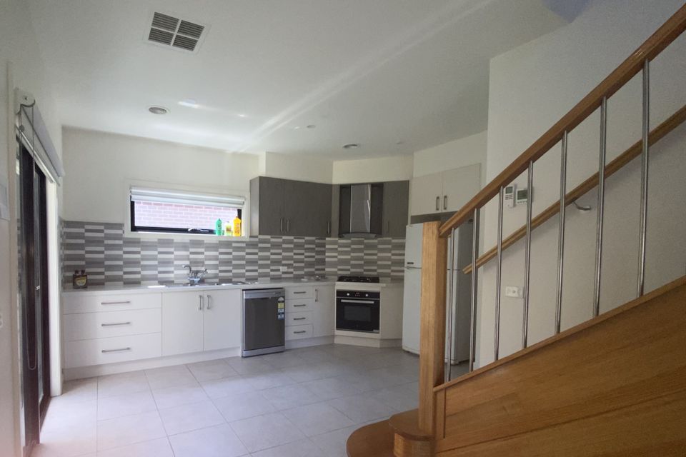 1 / 18 Hilton Street, Hadfield