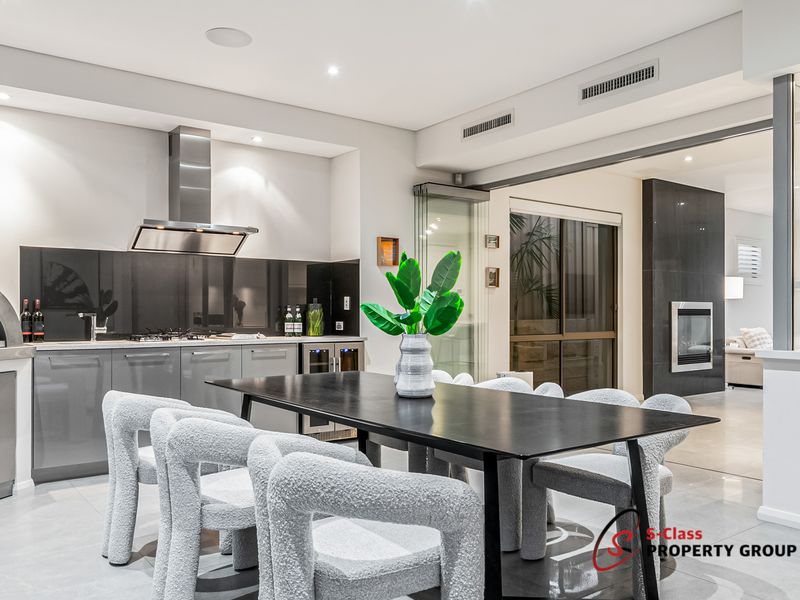 77 Hope Avenue, Salter Point