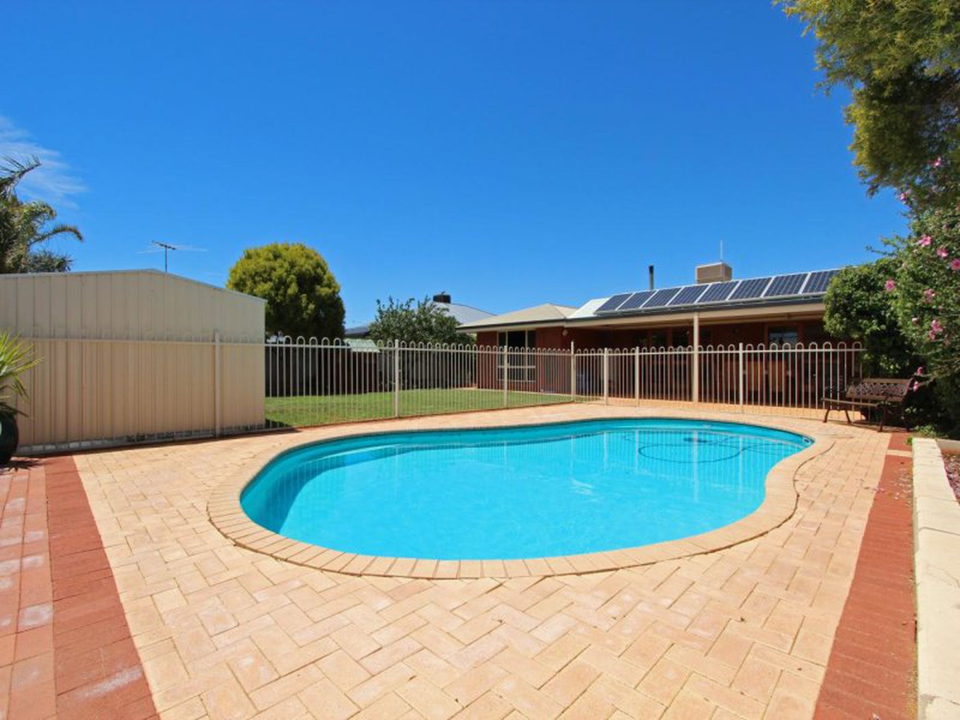 81 McCleery Street, Kalgoorlie
