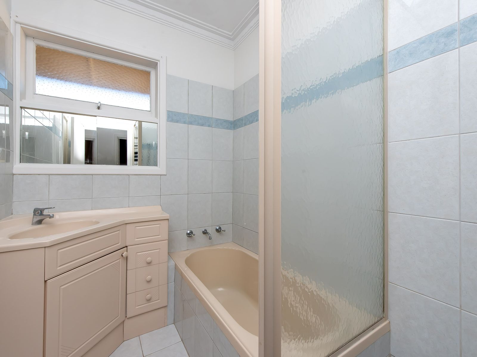 30 Camden Street, Dianella