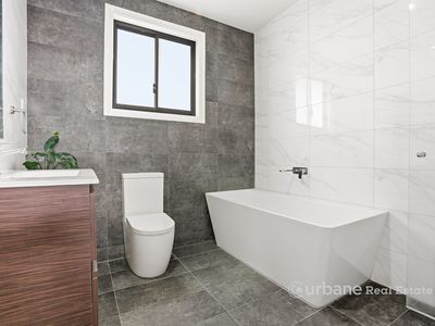 18 Cassie Avenue (Grantham Farm), Riverstone