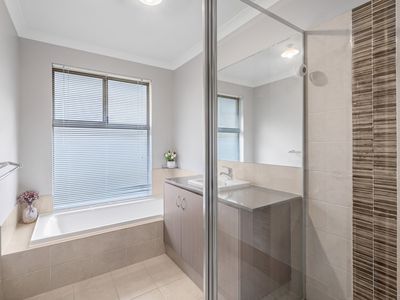 190 CLYDE AVENUE, Baldivis