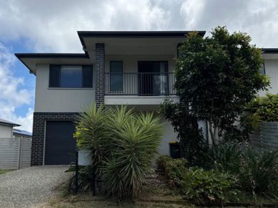 1 / 1 Goal Crescent, Griffin