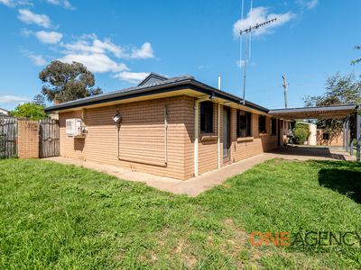 2 Wayside Court, Kelso