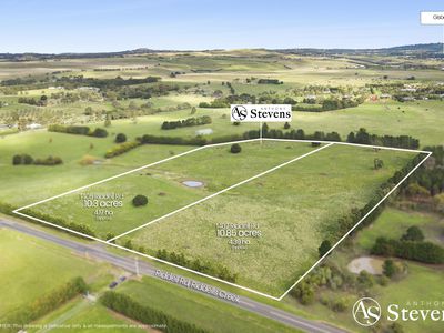 1405 & 1407 Riddell Road, Riddells Creek