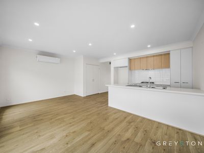 16 Flank Walk, Fraser Rise