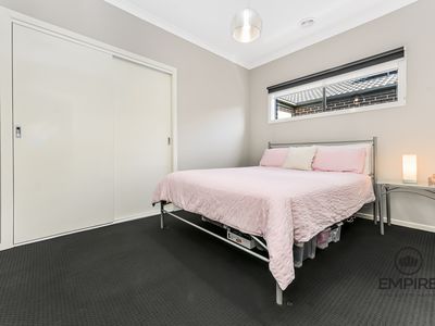 61 Serene Way, Clyde North