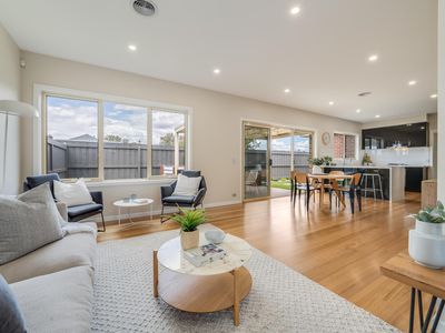 4 / 13-15 Clarke Avenue, Belmont