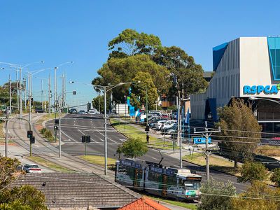3 Moona Street, Burwood East